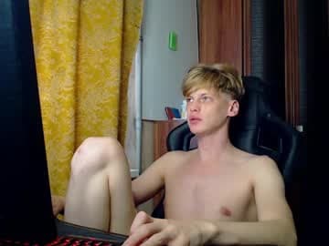 shyredstar live cam on chaturbate